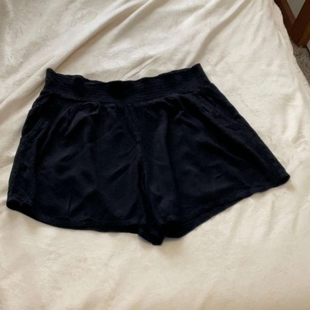 NWOT Three Dots Women's Black Shorts, Elastic Waist, XL
